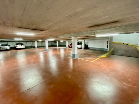 parking spaces for rent louise bruxelles
