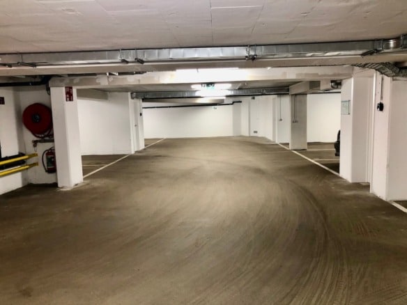 car park for rent louise ixelles