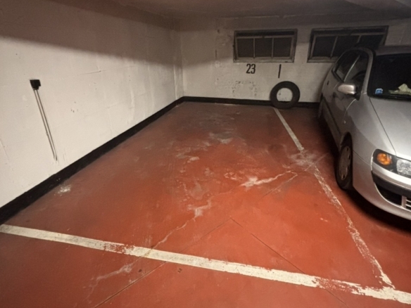 Parking space for rent