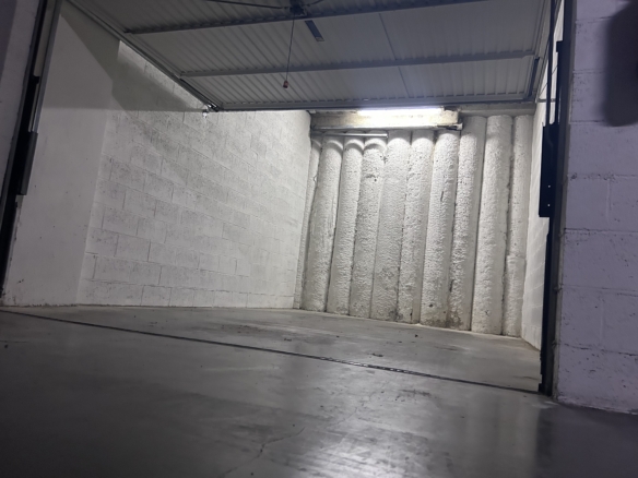 Chatelain – large box fermé